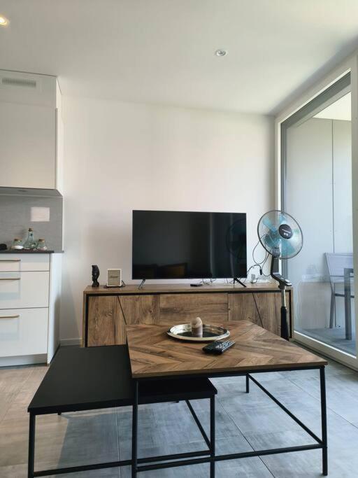 Design Apartment Melano Lake 외부 사진
